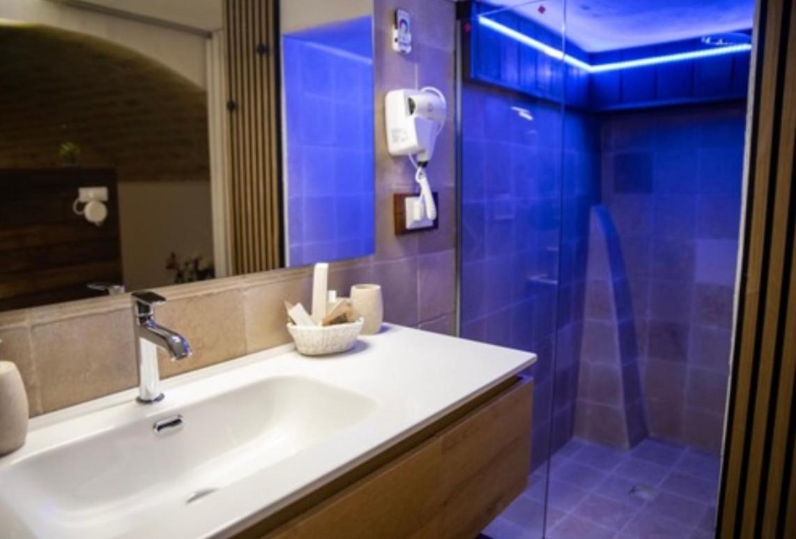 Lc Luxury Apartment 바리 외부 사진