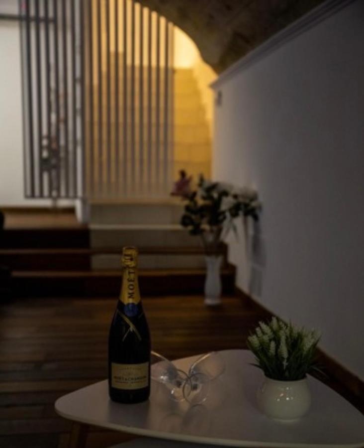 Lc Luxury Apartment 바리 외부 사진